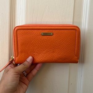 Brahmin wallet